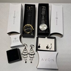 Avon Signature Collection NEW
2 Watches 1 chandelier clip-on earring, 3 pendants